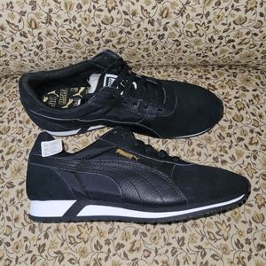 New Puma leather/textile sneakers size 7